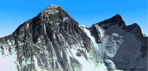 エベレストの2m高解像度高精細版3D地図（以下の資料、写真：NTTデータ、RESTEC）