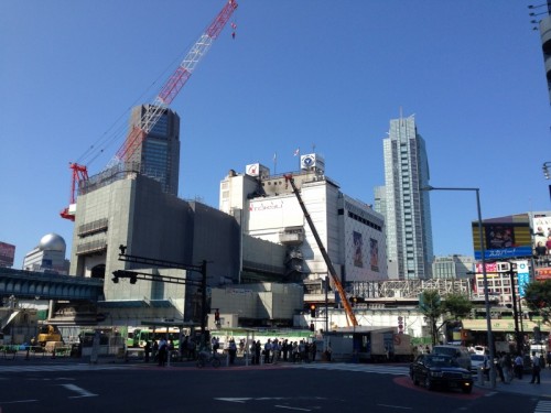 【写真４】大きく変容をとげつつある渋谷駅前の風景