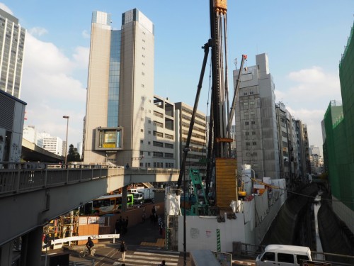 旧東横線渋谷駅の跡地周辺で進む渋谷駅南街区プロジェクトの現場